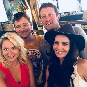 Meet your Posher, Hana